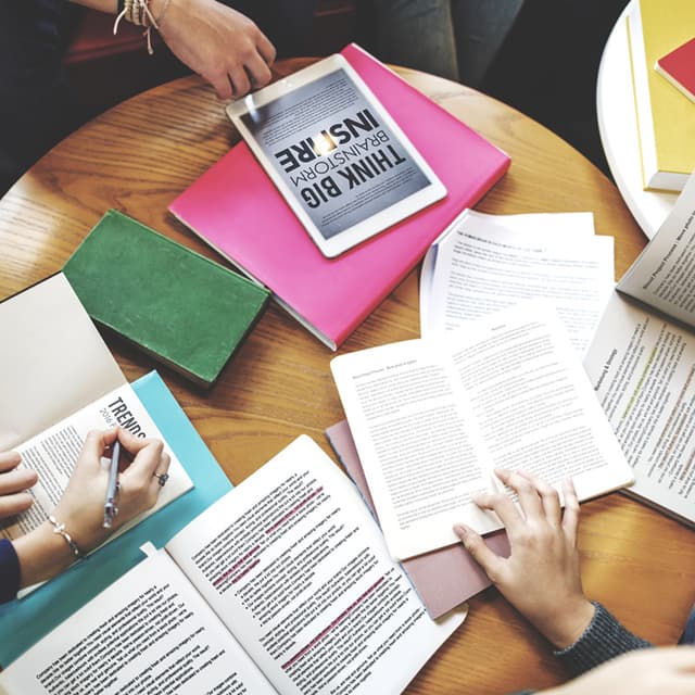 Image représentative de la filière Humanités, Littérature, Langues